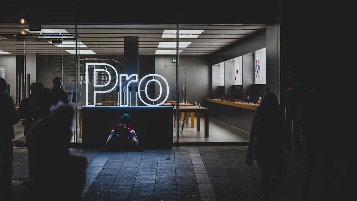 Freelancer Profit Margins: Benchmarks & Improvement